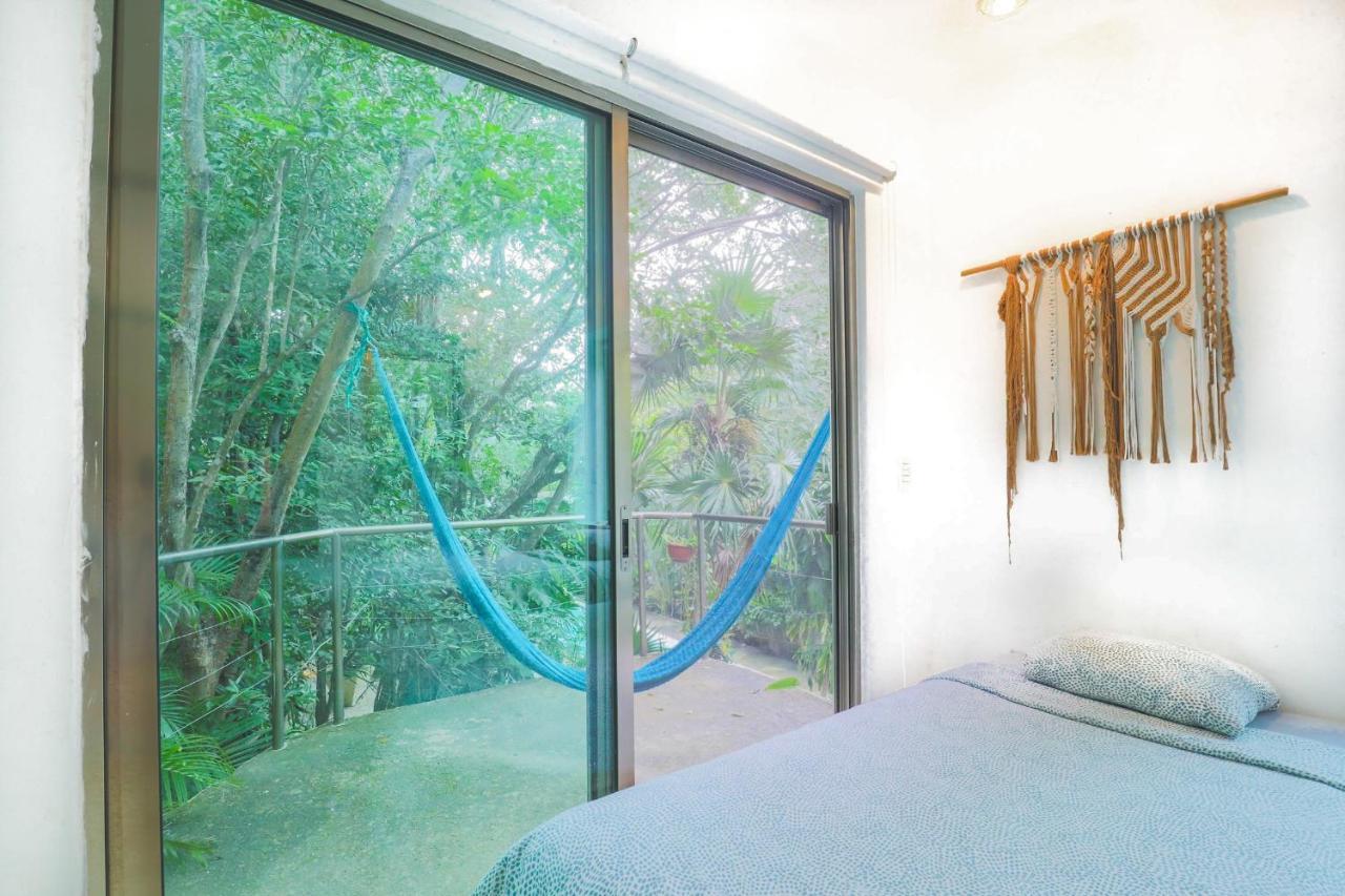 Guest House La Aldea Holistic Experience カンクン エクステリア 写真